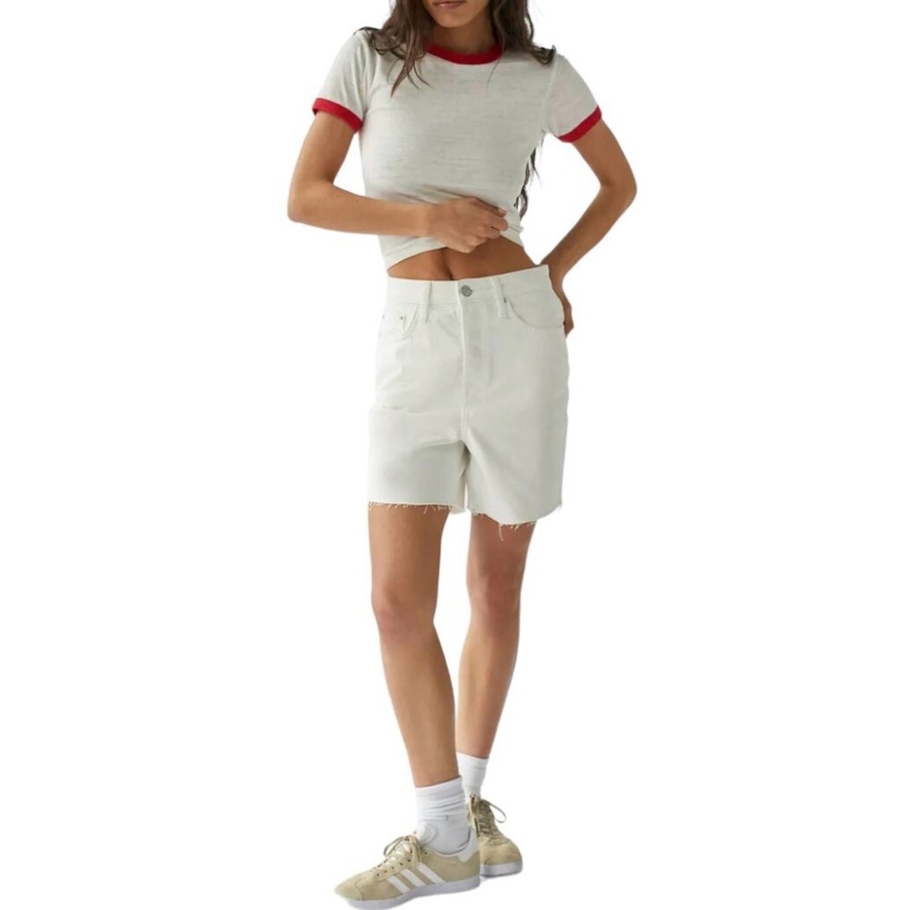 BDG White High Rise 90’s Long Inseam Shorts Size 32